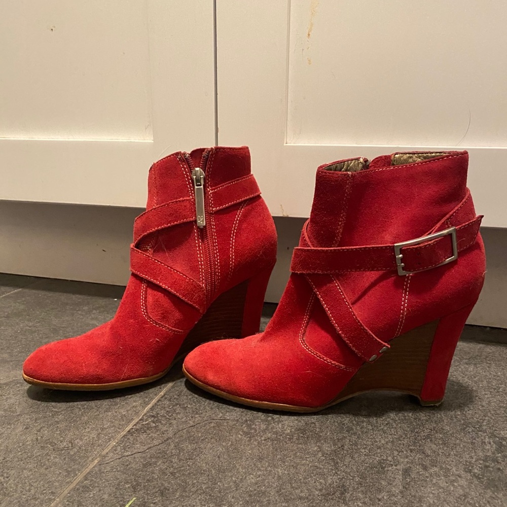 Love these red suede ankle boot. Barely worn